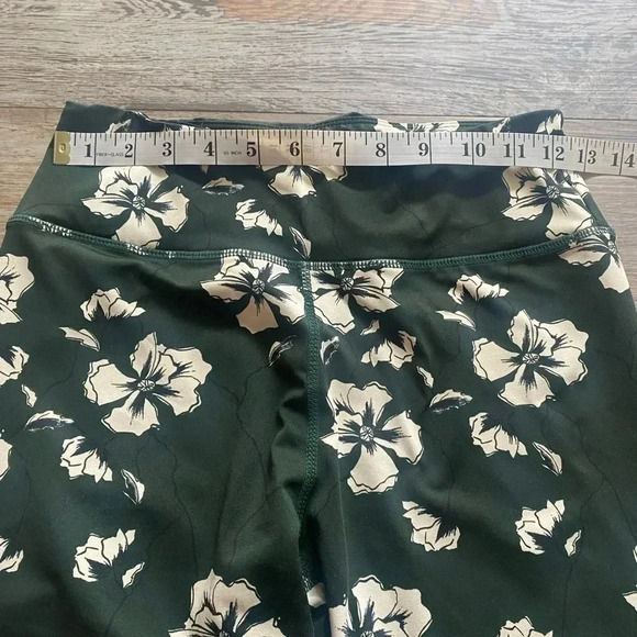 Sam Edelman Green Floral Leggings Crop Size Medium M - Picture 6 of 7